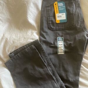 Carhartt Relaxed Straight Pants in Charcoal
